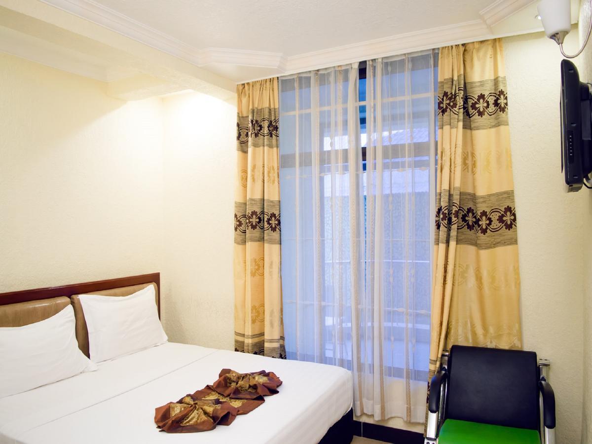 Best Point Hotel Dar es Salaam Buitenkant foto